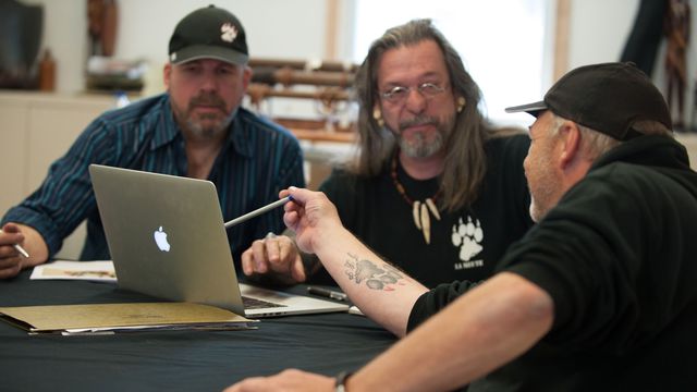 zz Ils comptent leur argent